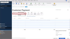 Entering a Prepayment amount in Quickbooks Desktop.